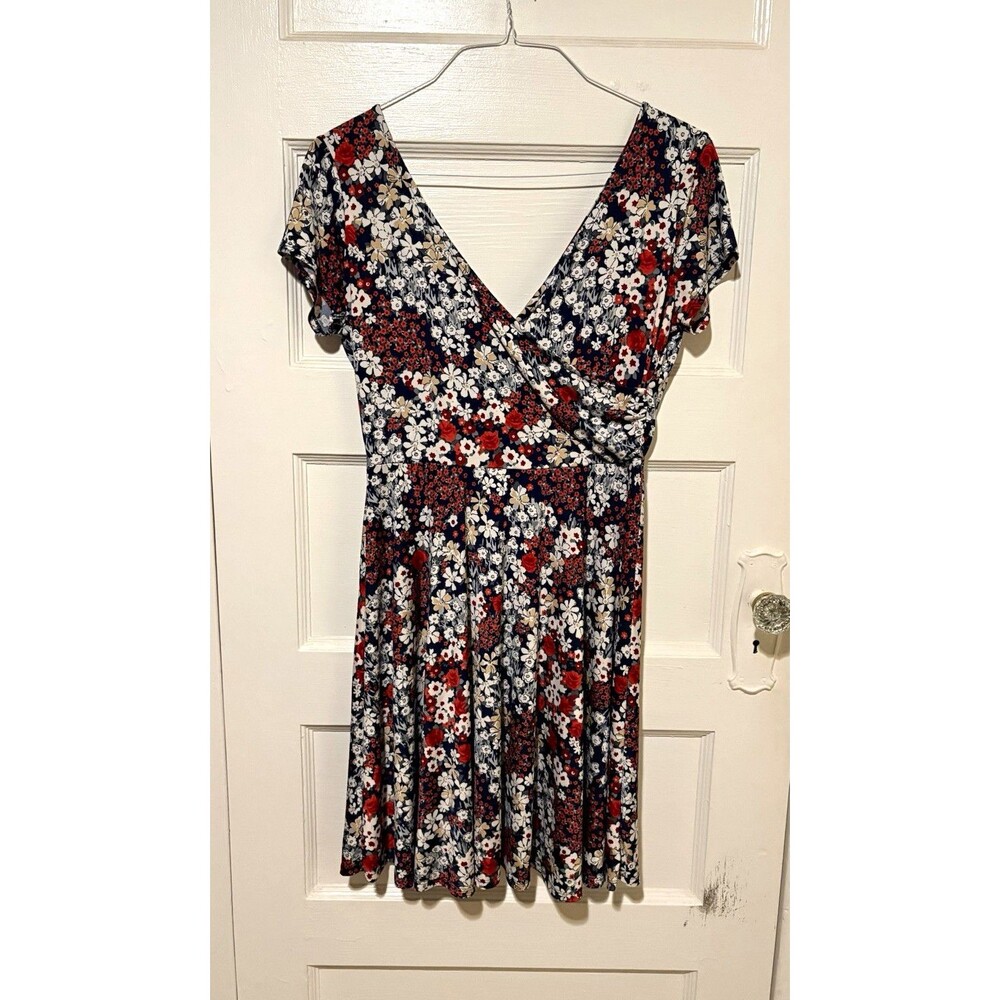 Kaileigh Black Red White Tan Floral Wrap V-Neck Cap Sleeve Dress Size L